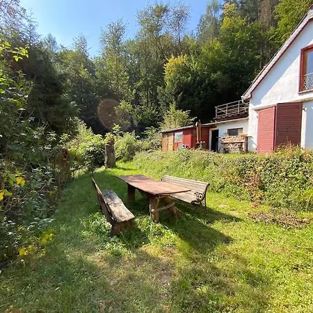 Schoenes Forsthaus Mitten In Der *