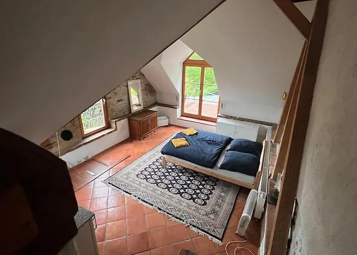 Schoenes Forsthaus Mitten In Der * Eltville am Rhein